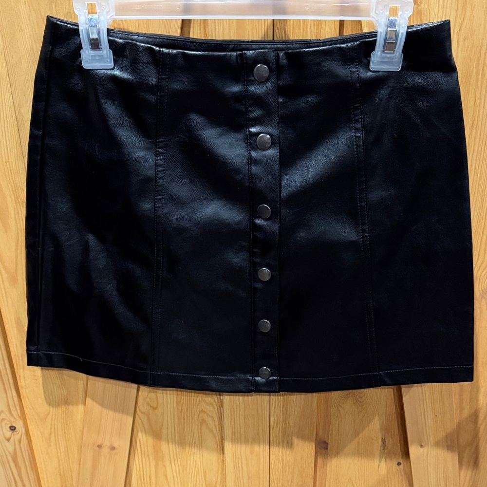 Forever 21 Black Faux Leather Snap-Front Mini Skirt